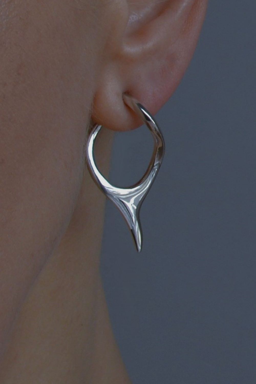 blade hoop silver earrilngs by Annika Burman