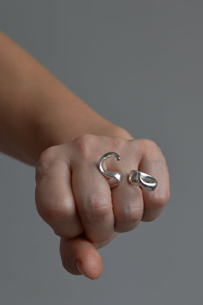 Wavy Ninja silver ring with diamonds by Annika Burman