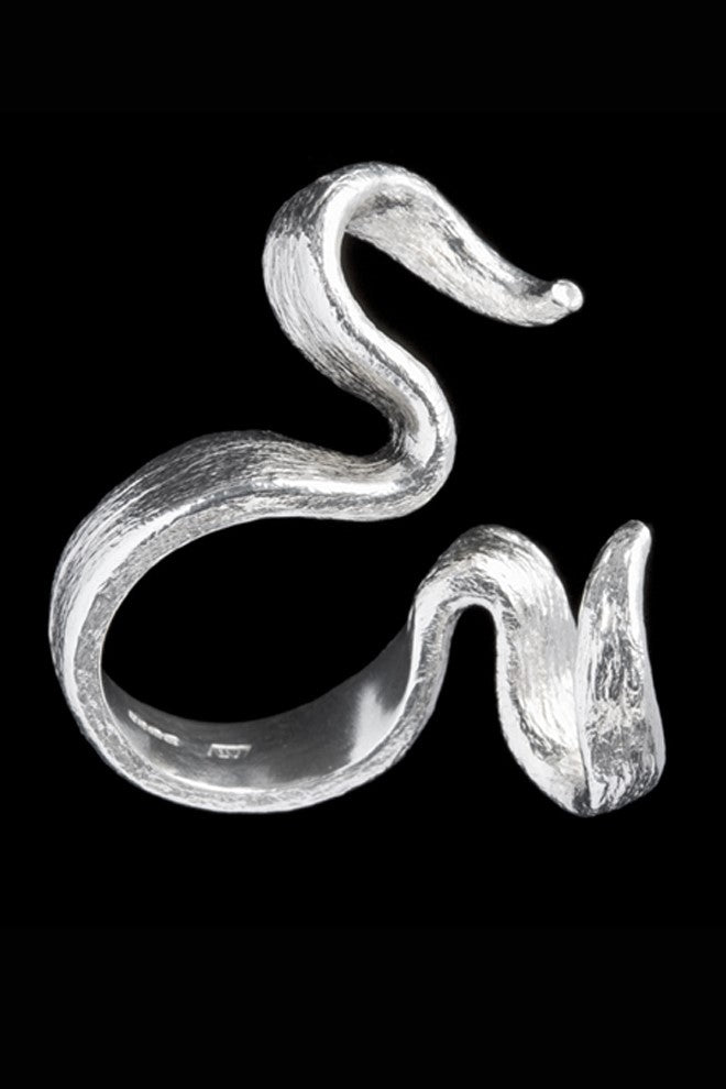 Wavy Ninja silver ring with diamonds by Annika Burman