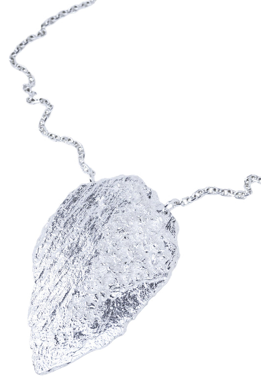 flint large necklace in silver by Annika Burman
