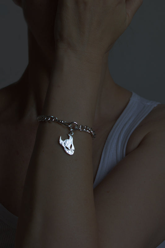 Demon silver chain bracelet by Annika Burman