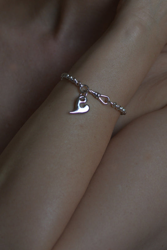 silver heart bracelet - medium - annika burman jewellery - 3